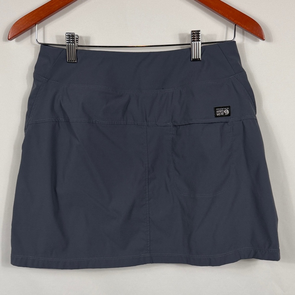 Mountain Hardwear‎ Women's Mini Skort in Slate Gray. Size S. Length: 15 inches - Picture 4 of 8